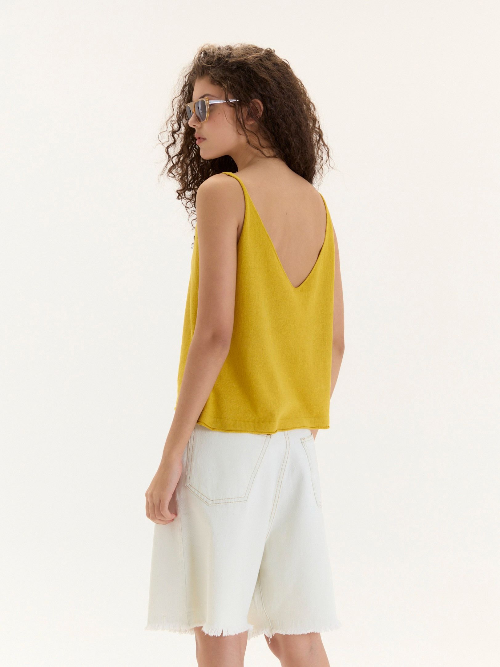 Musculosa Akina