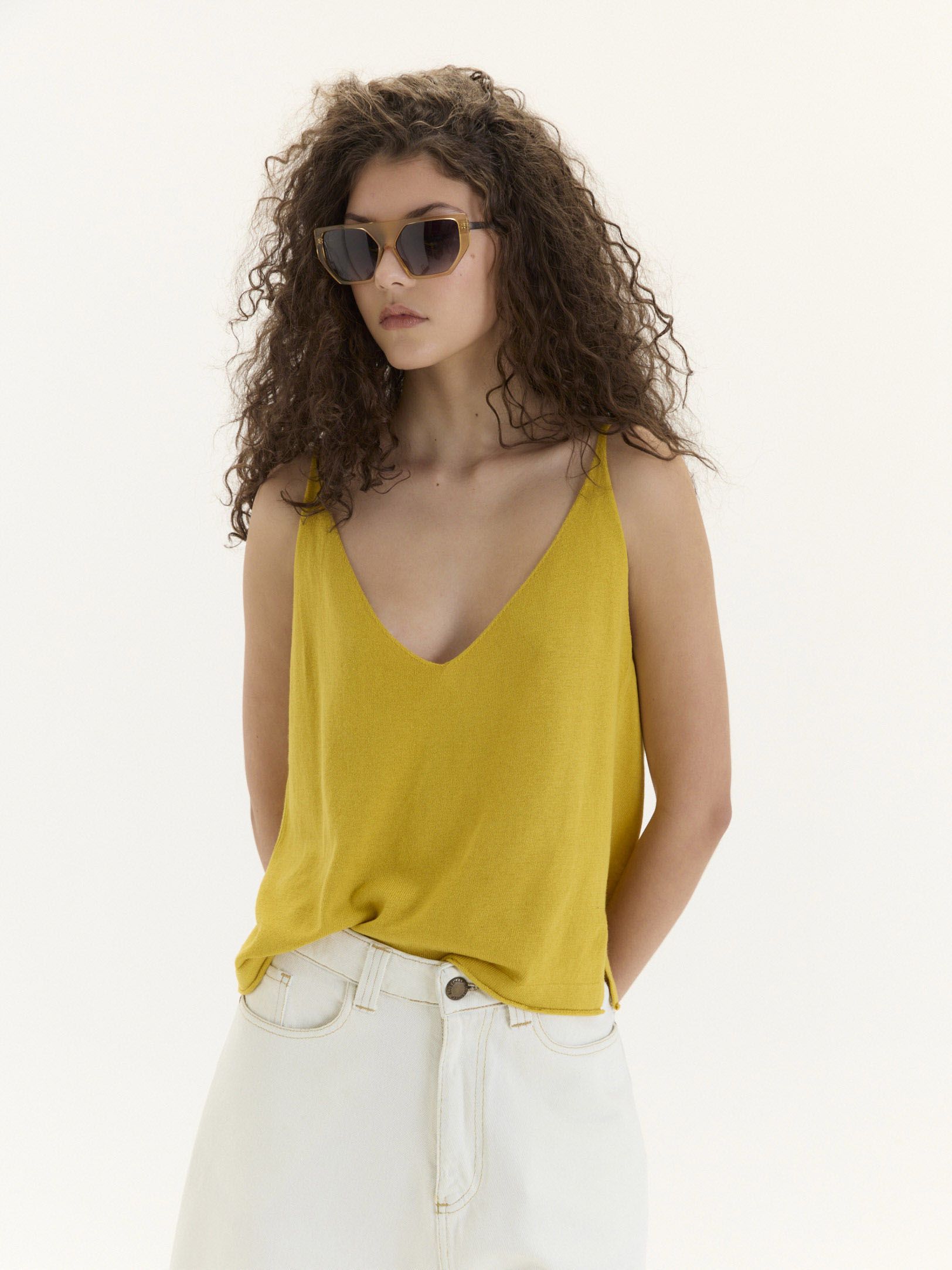 Musculosa Akina