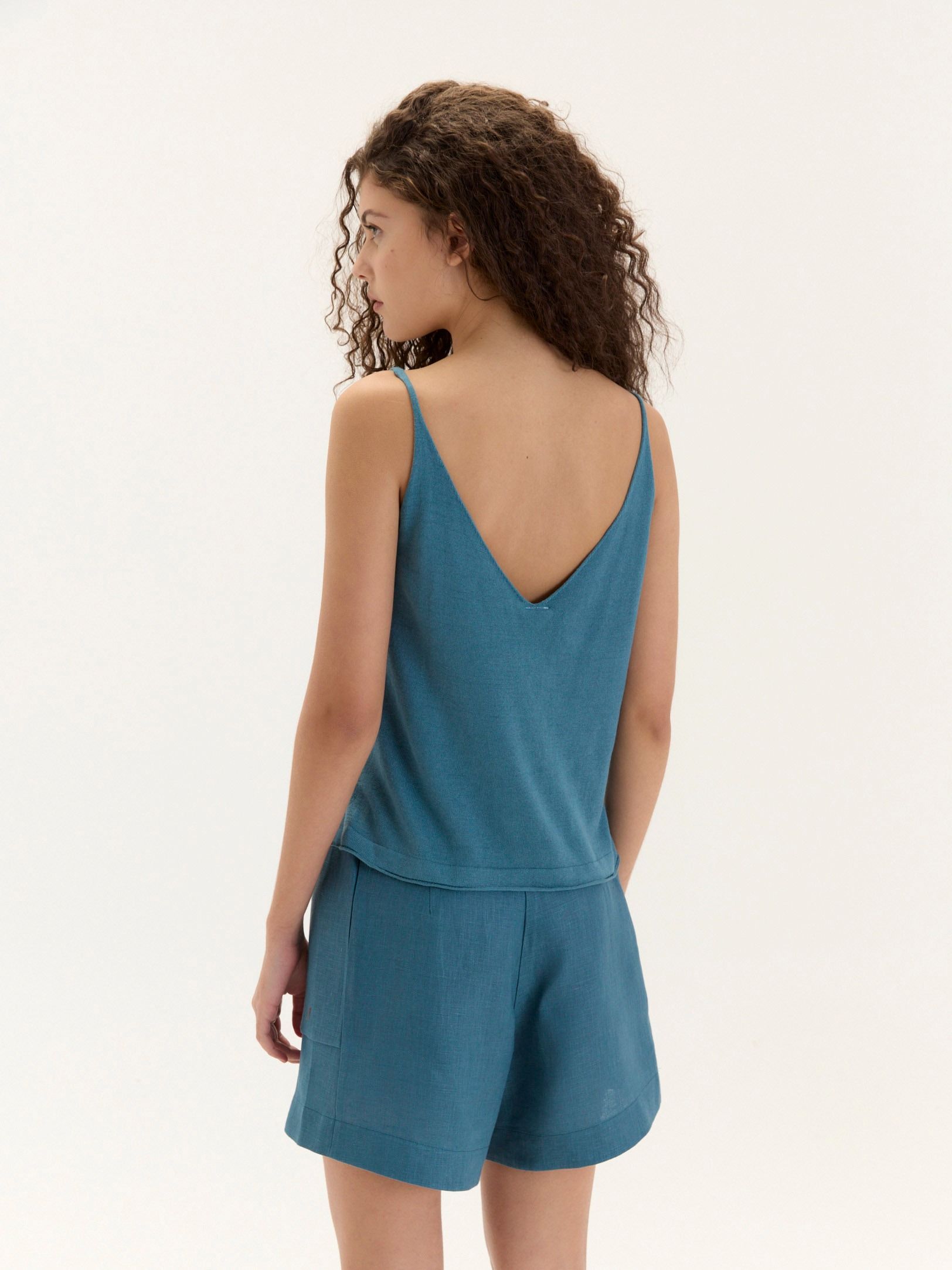 Musculosa Akina