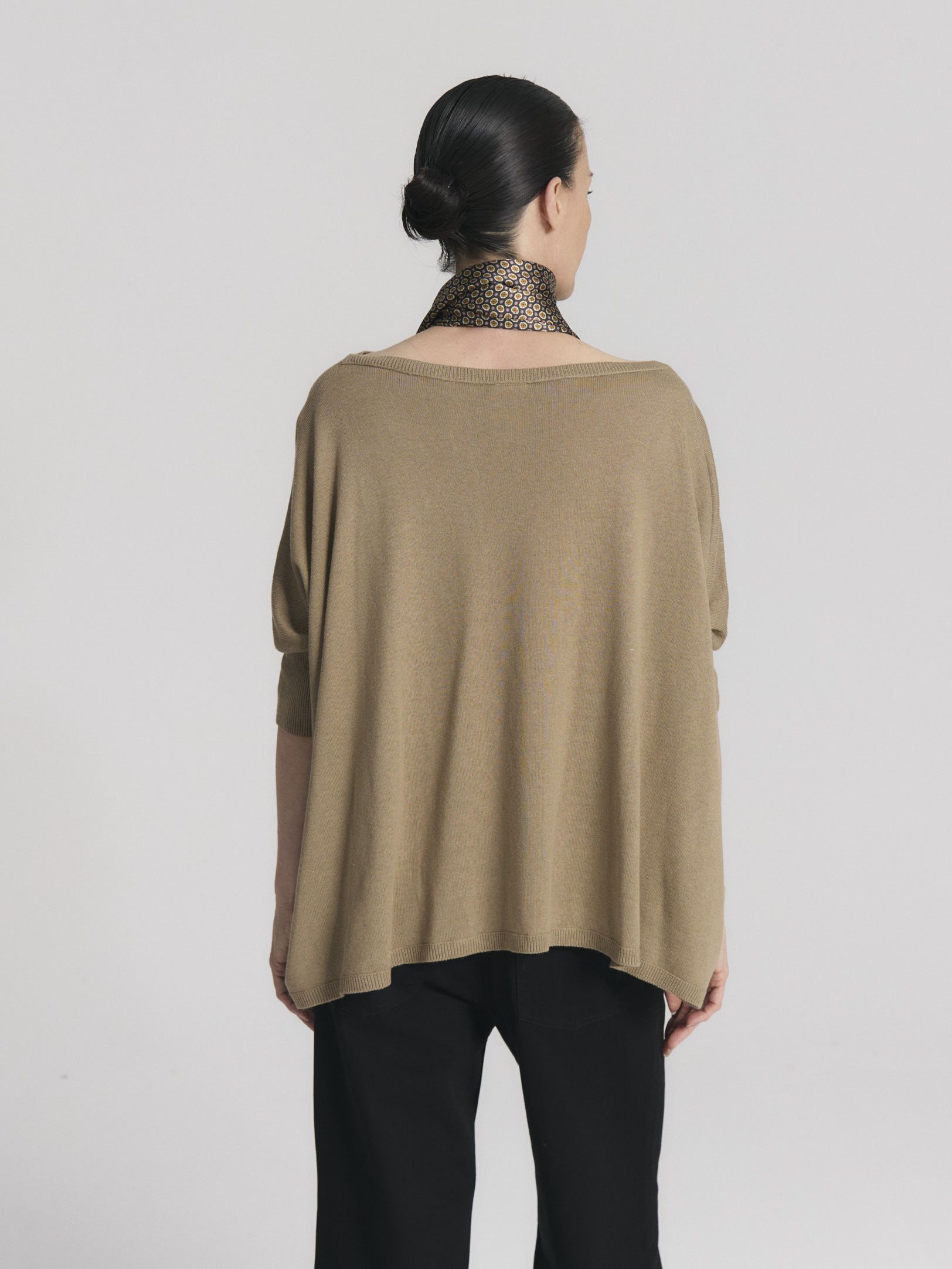Sweater Jacarta