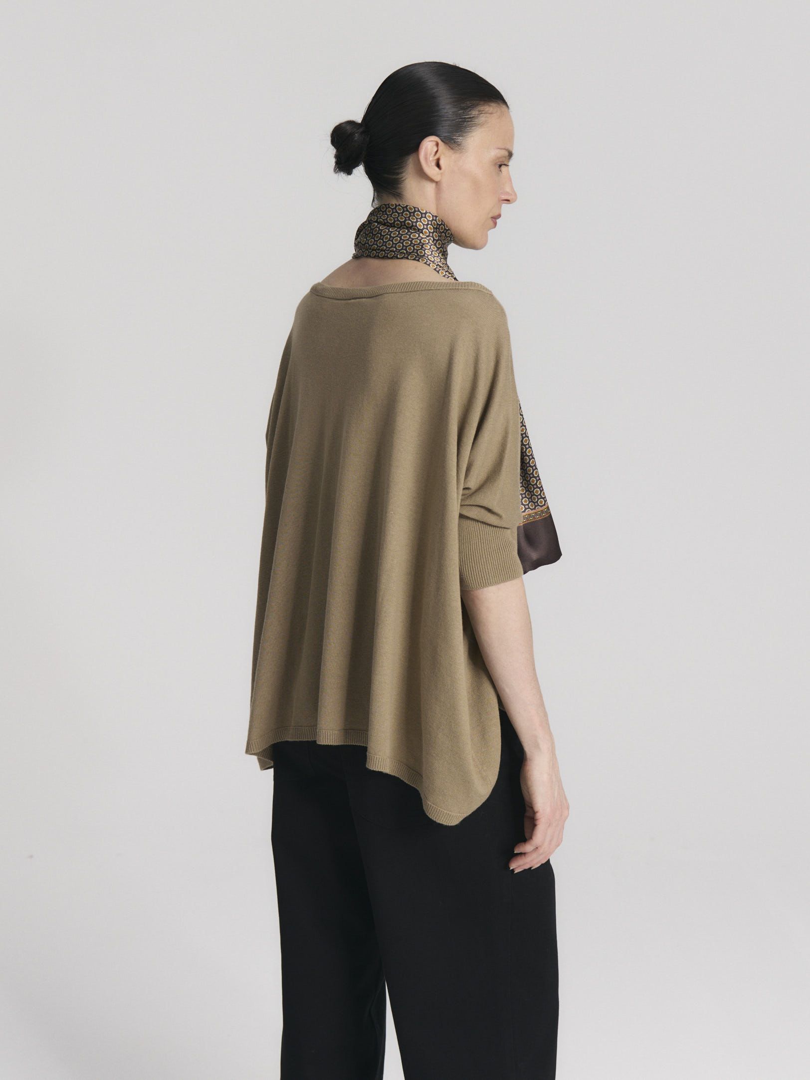 Sweater Jacarta