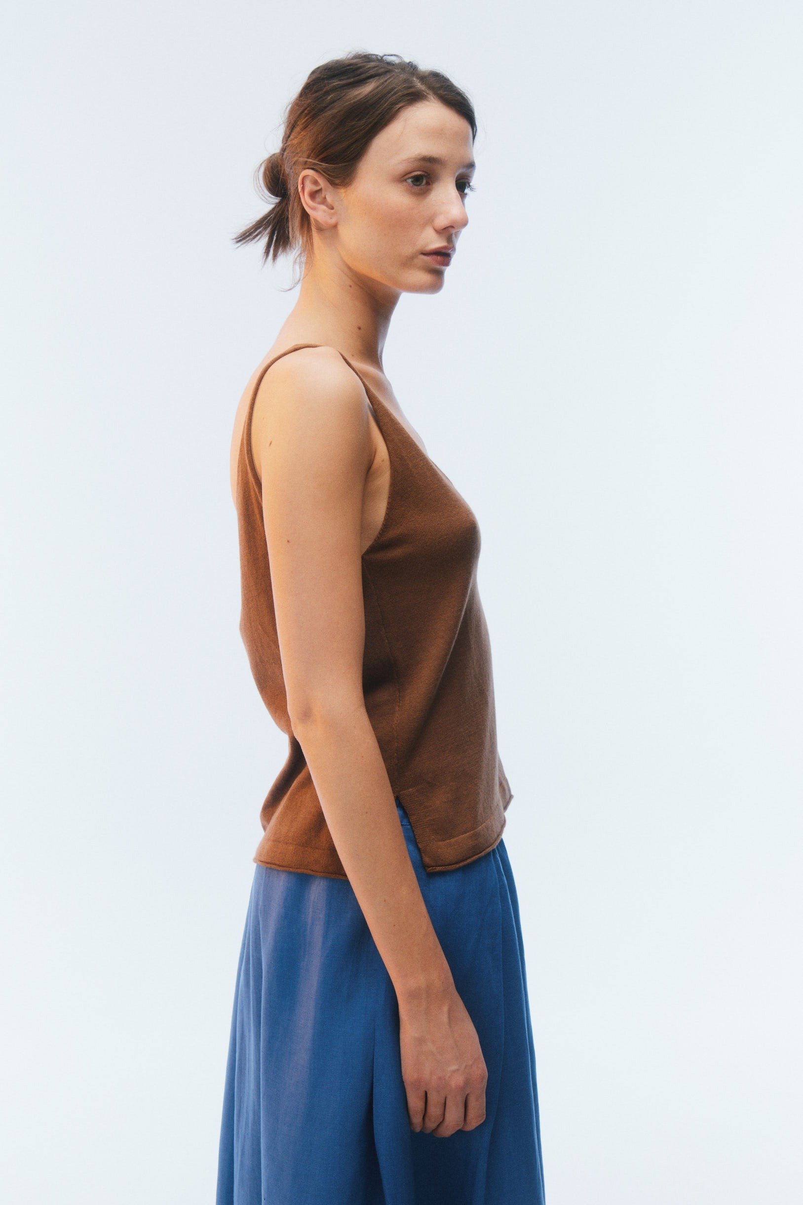 MUSCULOSA AKINA