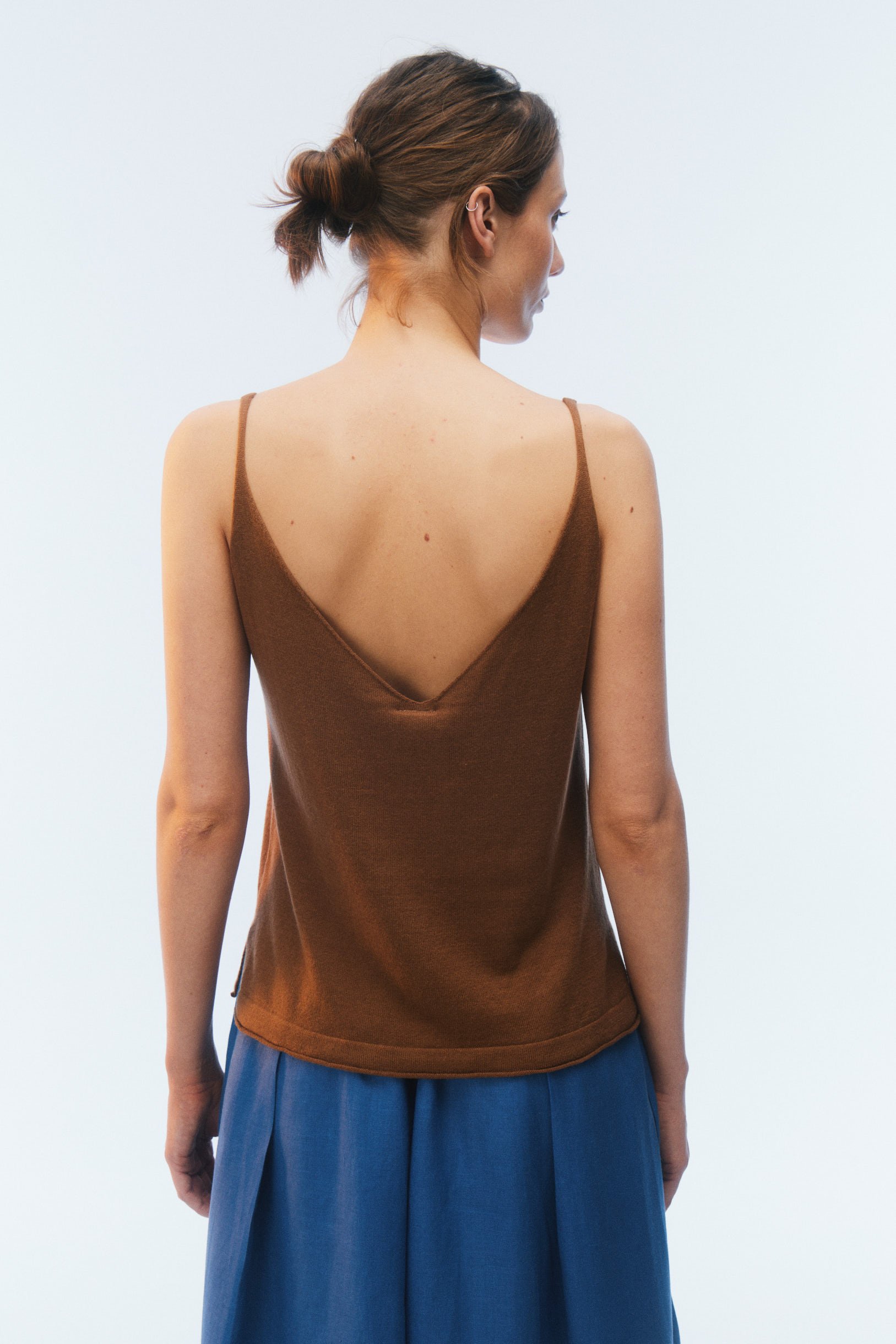 MUSCULOSA AKINA