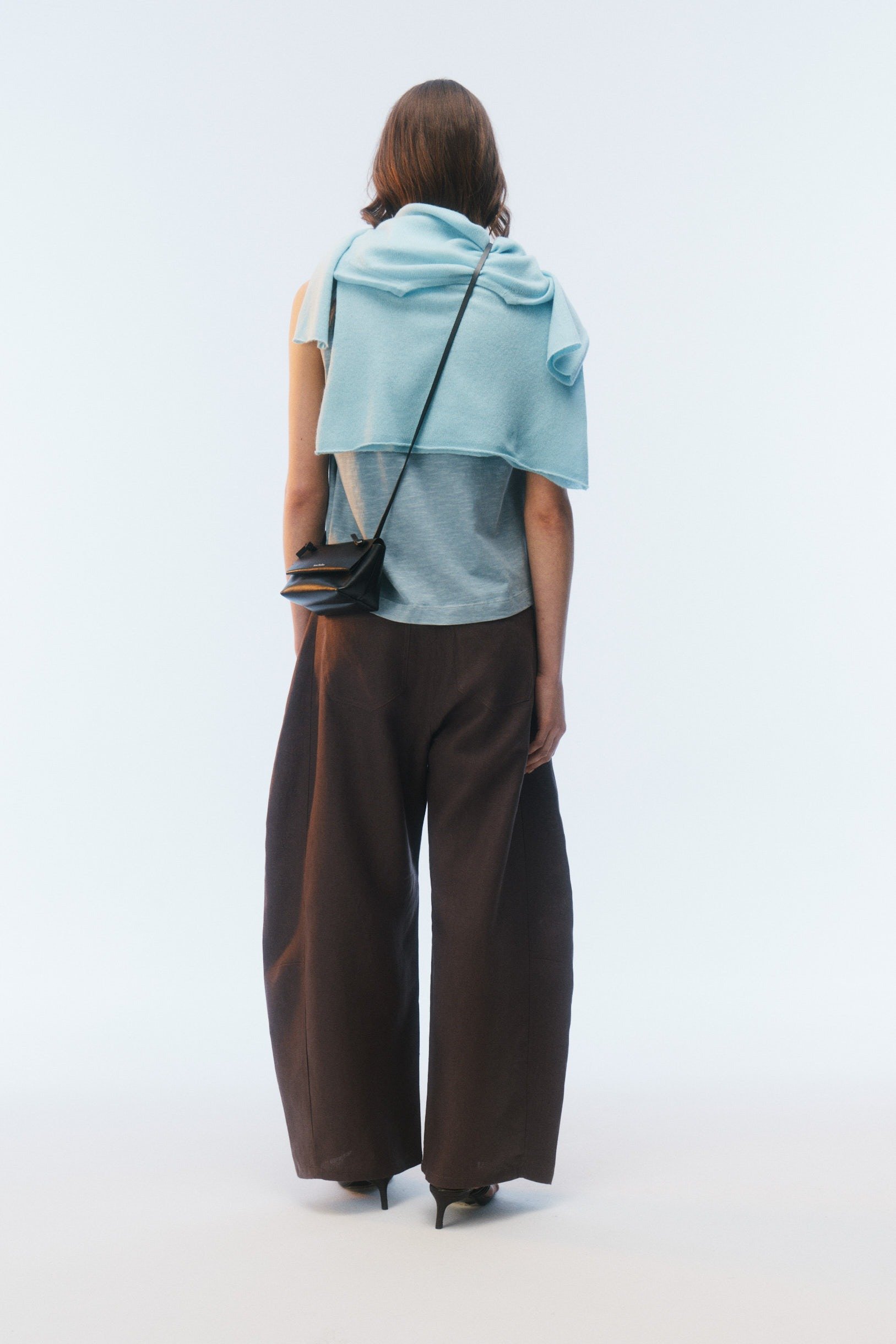 PANTALON MORA
